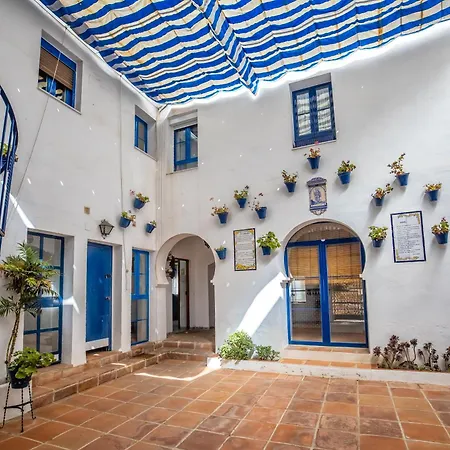 Casas Caballerizas Mezquita 1 Y 3 Hab