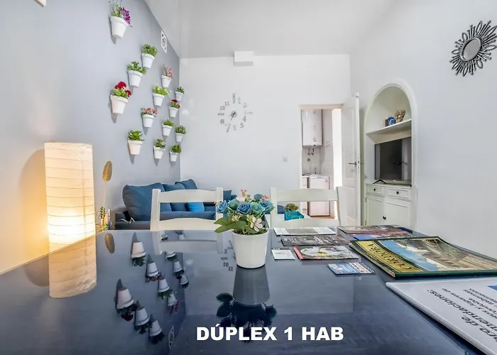 Casas Caballerizas Mezquita 1 Y 3 Hab