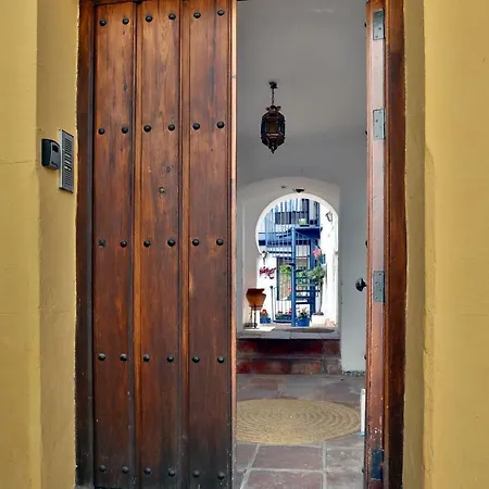 Casas Caballerizas Mezquita 1 Y 3 Hab Cordoba