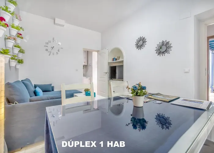 Casas Caballerizas Mezquita 1 Y 3 Hab