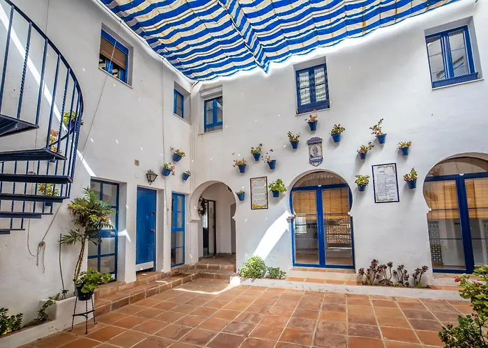 Casas Caballerizas Mezquita 1 Y 3 Hab