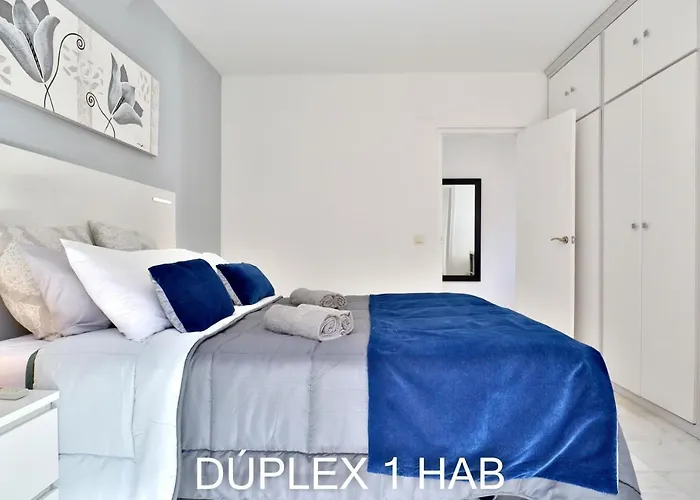 Casas Caballerizas Mezquita 1 Y 3 Hab