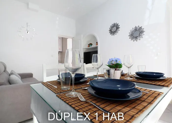 Casas Caballerizas Mezquita 1 Y 3 Hab